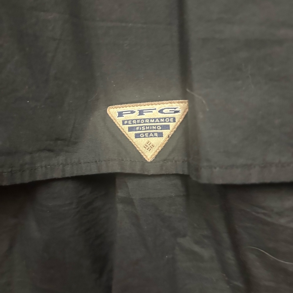 Columbia‎ Black PFG Shirt - Picture 4 of 5